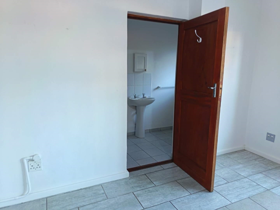 To Let 1 Bedroom Property for Rent in Joostenbergvlakte Western Cape